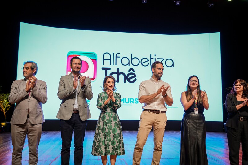 Famurs participa da cerimônia de entrega do Prêmio Alfabetiza Tchê a 200 escolas gaúchas