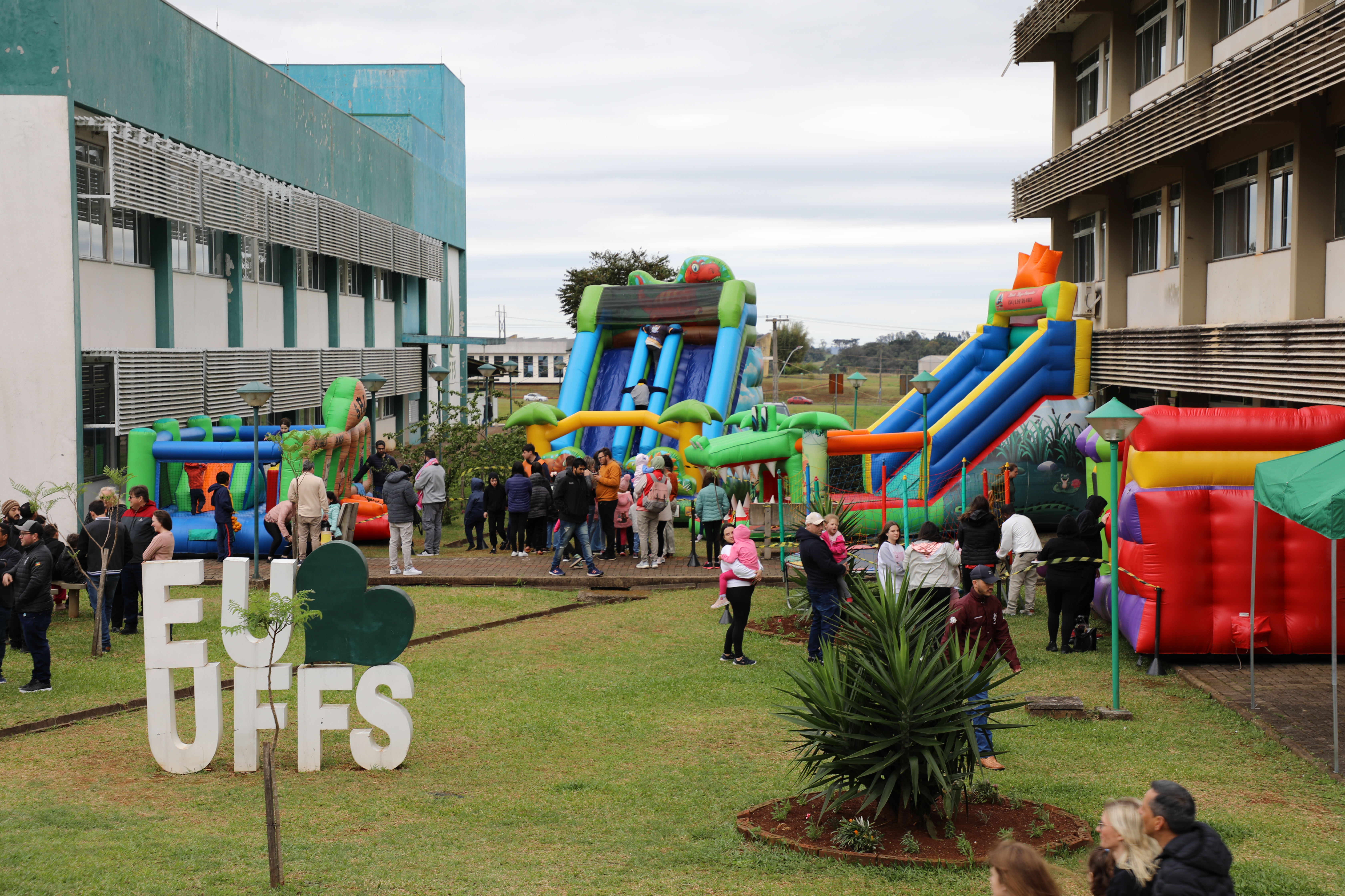 Ir para  <p><big>A Universidade Federal da Fronteira Sul (UFFS) &ndash; Campus Erechim comemora, no dia 28 de setembro, seu anivers&aacute;rio de 16 anos. Para celebrar a data, foi preparada uma programa&ccedil;&atilde;o...