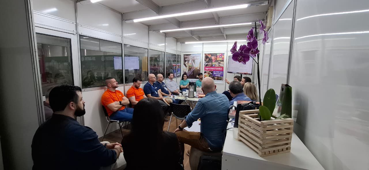 Ir para  <p><big>A Federa&ccedil;&atilde;o dos Trabalhadores e Trabalhadoras na Agricultura Familiar do Rio Grande do Sul (FETRAF-RS) realizou, na tarde de hoje, no Pavilh&atilde;o da Agricultura Familiar da Expointer, uma...
