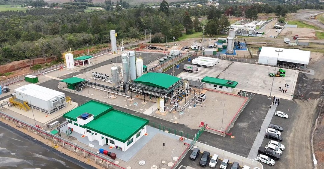 Ir para  <p><big>O Rio Grande do Sul acaba de ganhar sua primeira planta de produ&ccedil;&atilde;o de biometano, a Biometano Sul. Inaugurado nesta segunda-feira (15) pela Arpoador Energia e pelo Grupo Solv&iacute;, o empreendimento...