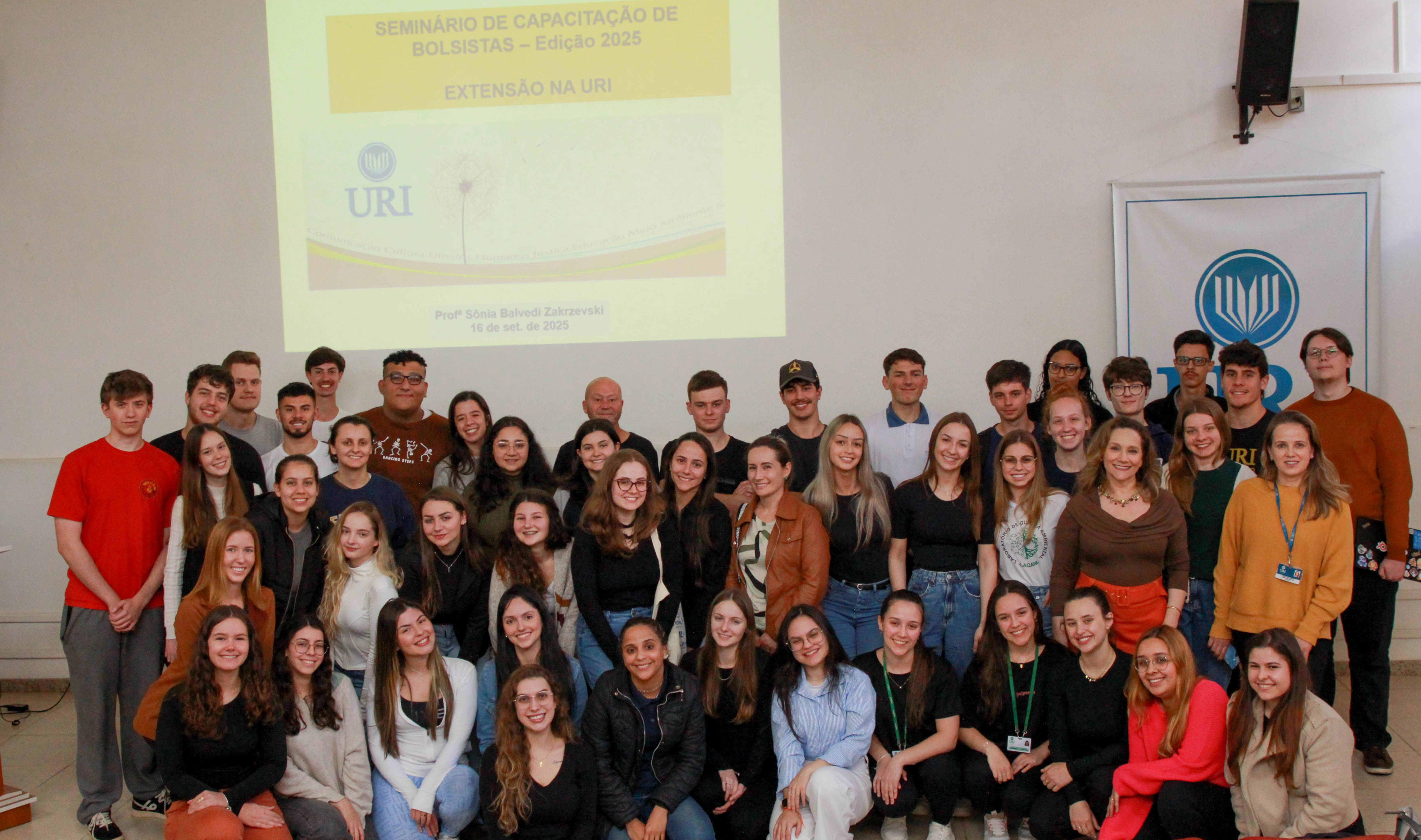 Ir para  <p>A URI Erechim promoveu na ter&ccedil;a-feira, 16, no Anfiteatro, uma forma&ccedil;&atilde;o voltada aos bolsistas dos programas de Inicia&ccedil;&atilde;o Cient&iacute;fica, Tecnol&oacute;gica e de...
