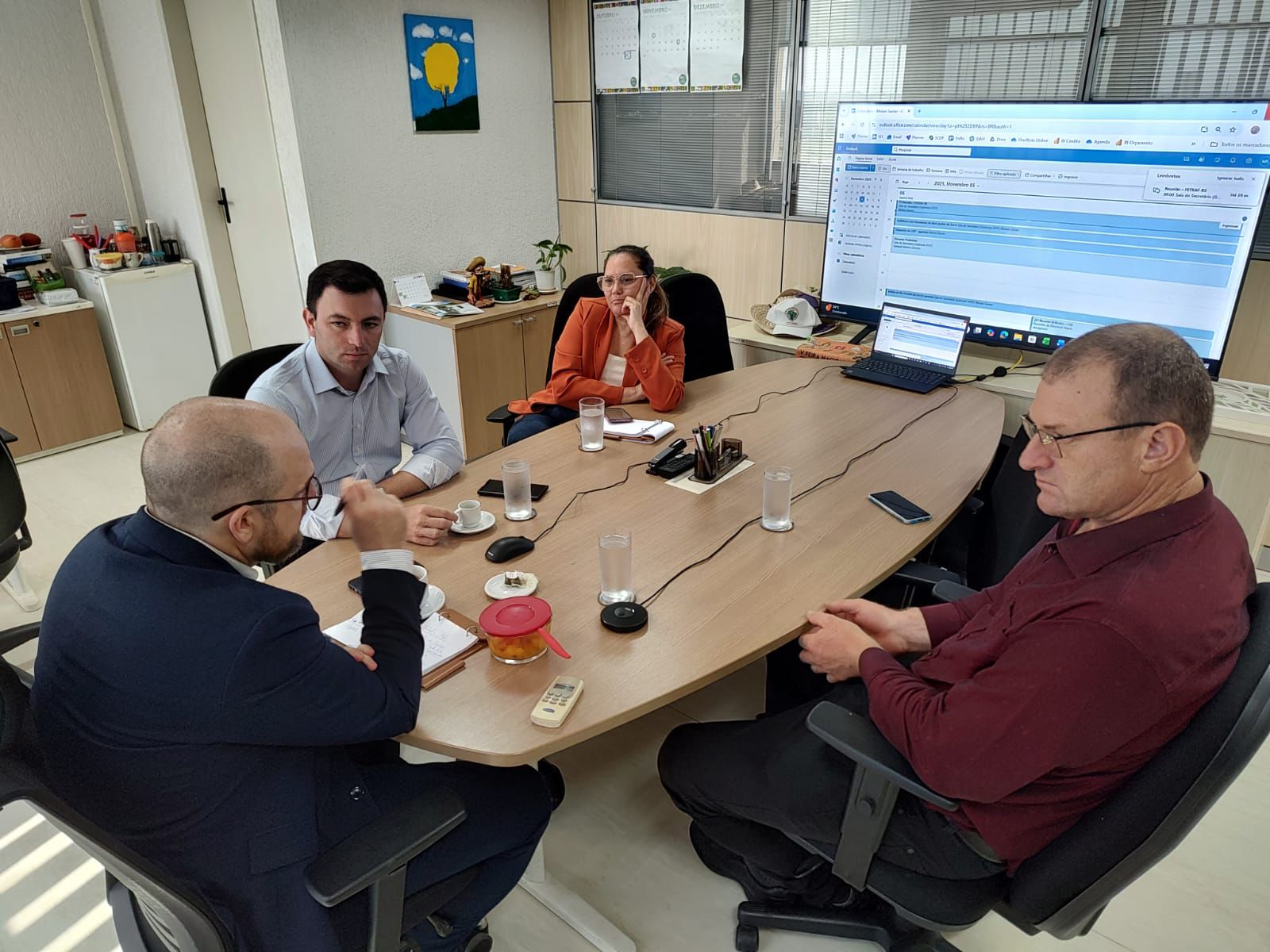 Ir para  <p>&nbsp;</p>

<p>O Coordenador Geral e o Secret&aacute;rio Geral da FETRAF-RS, Douglas Cenci e Luis Carlos Scapinelli, cumpriram uma s&eacute;rie de agendas na capital federal nesta semana, com o objetivo de...