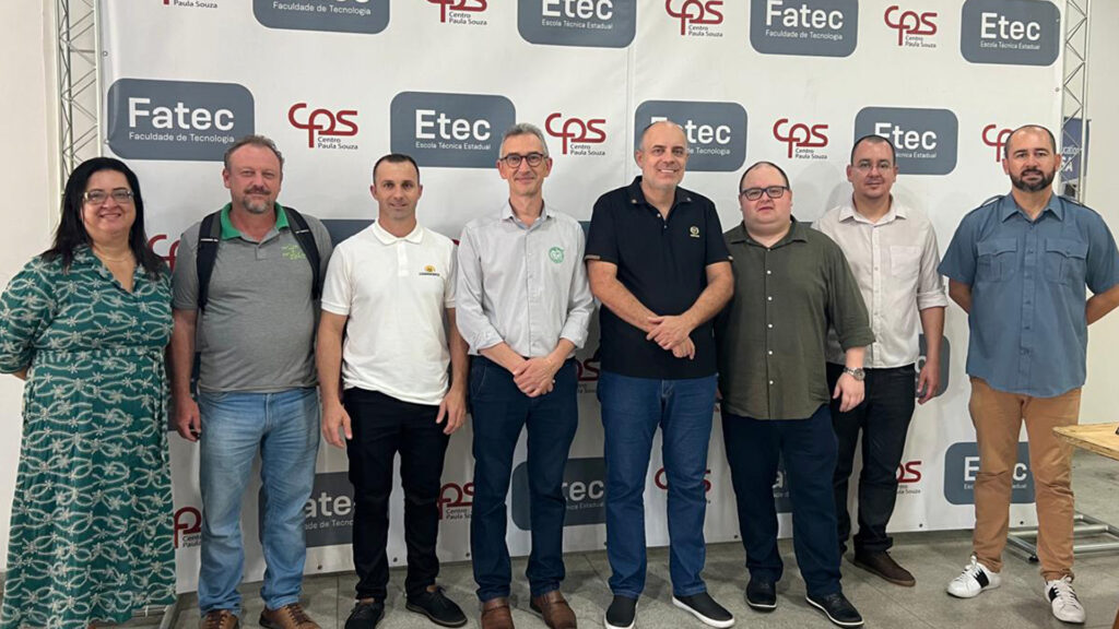 Ir para  <p>A Cooperativa Nossa Terra marcou presen&ccedil;a com destaque no &uacute;ltimo dia 27, em S&atilde;o Paulo, no Workshop de Apresenta&ccedil;&atilde;o de Produtos da Agricultura Familiar, realizado no Centro Paula...
