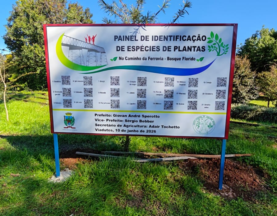 Viadutos realiza plantio de mudas nativas e inaugura painel educativo sobre espécies da região