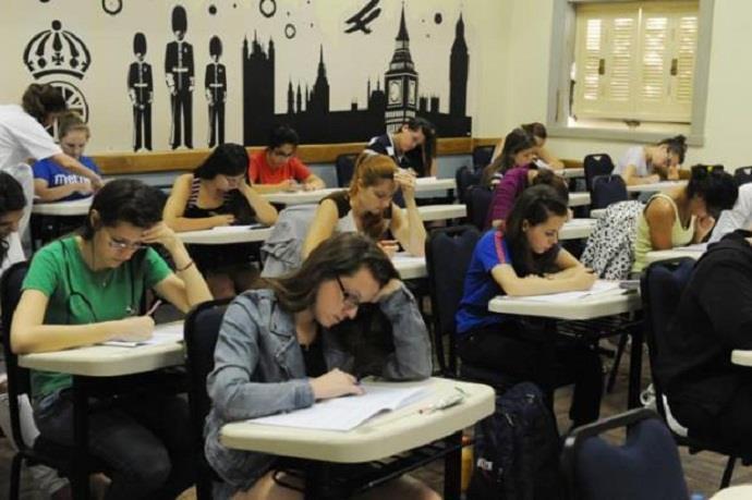 Ir para  <p><big>Os estudantes selecionados no Sistema de Sele&ccedil;&atilde;o Unificada (Sisu) podem fazer a matr&iacute;cula nas institui&ccedil;&otilde;es de ensino a partir desta sexta-feira. O prazo vai at&eacute;...
