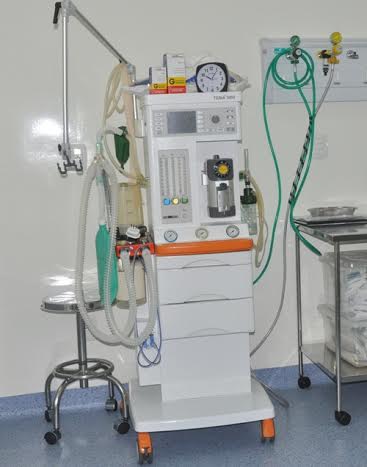 Ir para  <p><big>Em solenidade na manh&atilde; desta segunda-feira, 27, a Prefeitura de Aratiba entregou ao Hospital Comunit&aacute;rio os novos equipamentos de anestesia que ser&atilde;o utilizados no bloco cir&uacute;rgico da...