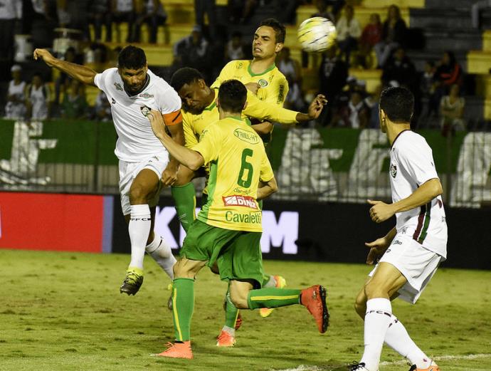 Ir para  <p><big>O Ypiranga buscou fora de casa o melhor dos empates na Copa do Brasil. Encarou o Fluminense e conseguiu a vantagem do saldo qualificado com o placar de 1 a 1 nesta quarta-feira, em Volta Redonda. O atacante Jo&atilde;o...