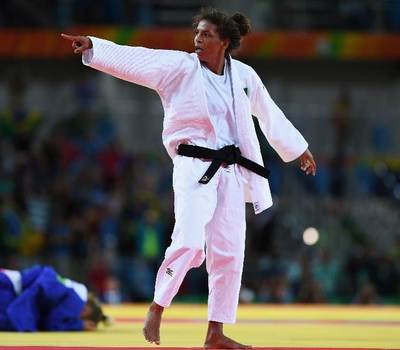 Ir para  <p><big>A judoca brasileira Rafaela Silva derrotou a atleta Dorjs&uuml;rengiin Sumiya, da Mong&oacute;lia, na final na categoria at&eacute; 57 quilos feminino. &Eacute; a primeira medalha de ouro do Brasil nos Jogos...