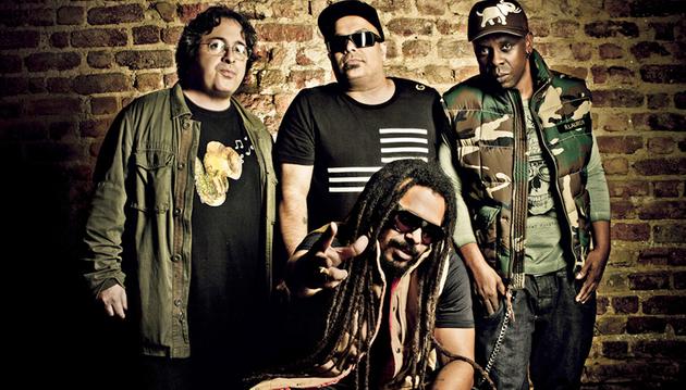 Ir para  <p><big>Hoje trazemos a an&aacute;lise da m&uacute;sica &ldquo;O que Sobrou do C&eacute;u&rdquo;, da banda O Rappa. A obra retrata a falta de luz em um dia da semana de um brasileiro comum, que depende da energia...