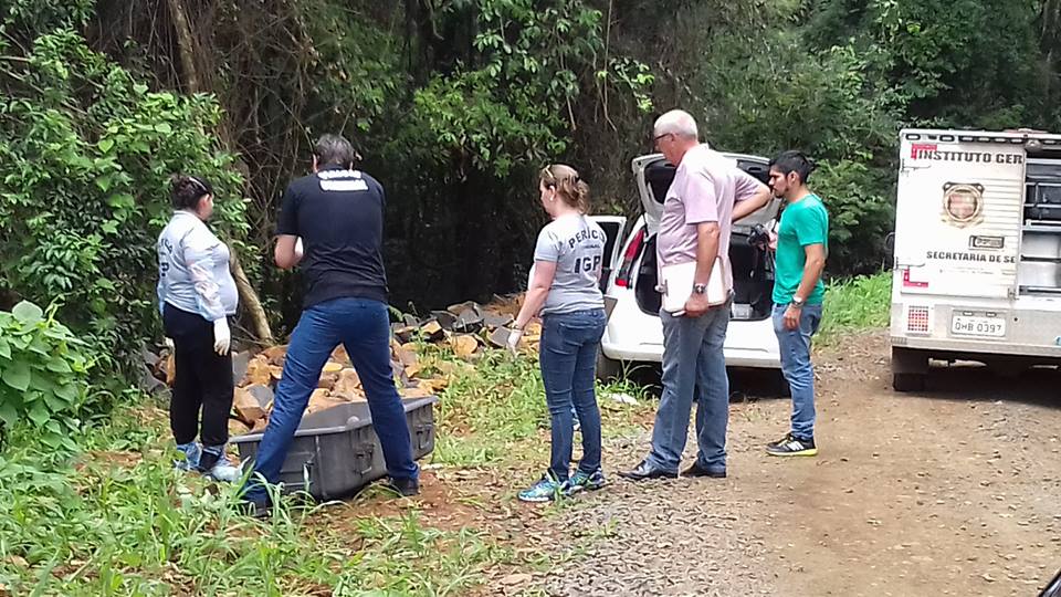 Ir para  <p><big>A Pol&iacute;cia Civil e o Instituto Geral de Per&iacute;cias ainda n&atilde;o conseguiram identificar a v&iacute;tima de homic&iacute;dio, cujo corpo foi localizado na manh&atilde; deste domingo(5), no...