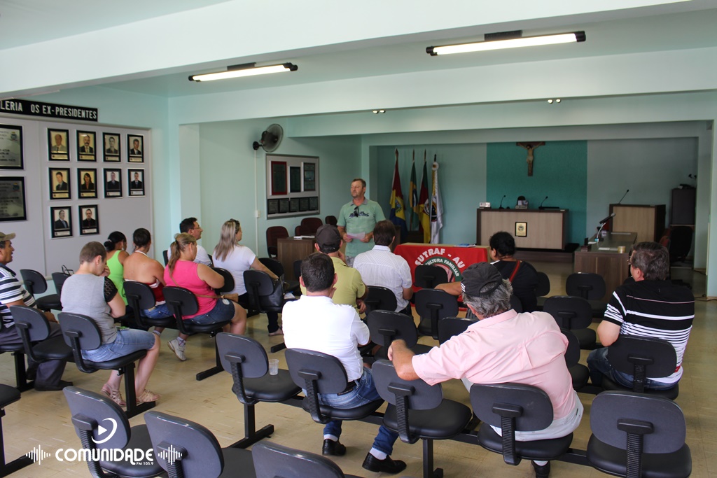 Ir para  <p><big>Aconteceu, hoje (20), na C&acirc;mara de Vereadores de Viadutos reuni&atilde;o com representantes de entidades, Poder P&uacute;blico Municipal e C&acirc;mara de Vereadores para tratar da...