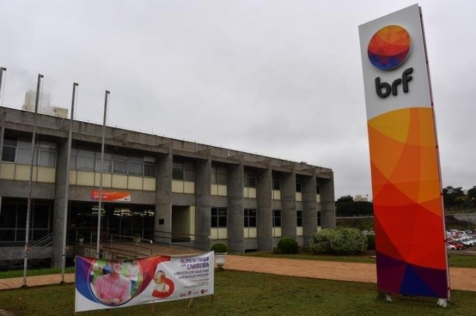 Ir para  <p><big>A Europa exige que todas empresas citadas no esc&acirc;ndalo da fraude da carne tenham os produtos impedidos de entrar no mercado do continente. A informa&ccedil;&otilde;es foi divulgada nesta segunda-feira pelo...