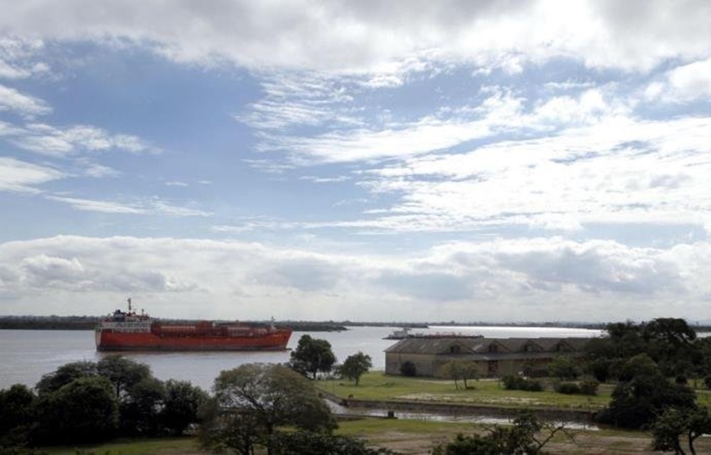Ir para  <p>A quinta-feira ser&aacute; marcada pela nebulosidade em boa parte do Rio Grande do Sul. O sol ficar&aacute; "escondido", principalmente no Leste ga&uacute;cho. Al&eacute;m disso, no Litoral Sul pode...
