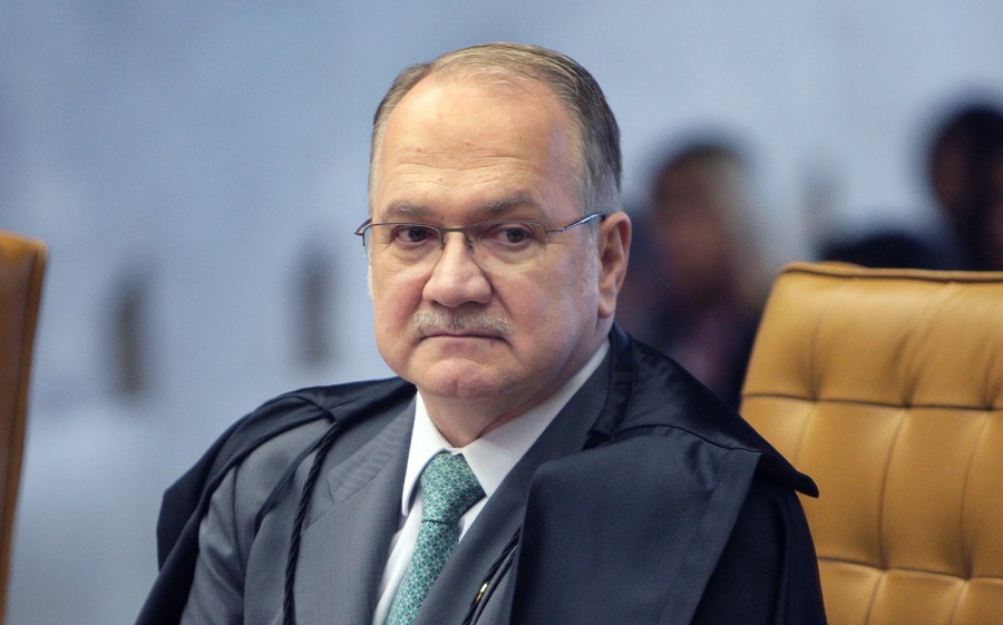 Ir para  <p><big>De - ESTAD&Atilde;O&nbsp;POL&Iacute;TICA -&nbsp;Breno Pires, de Bras&iacute;lia -&nbsp;11 Abril 2017 | 16h00</big></p>

<p><big>O ministro Edson Fachin, relator da Lava Jato no...