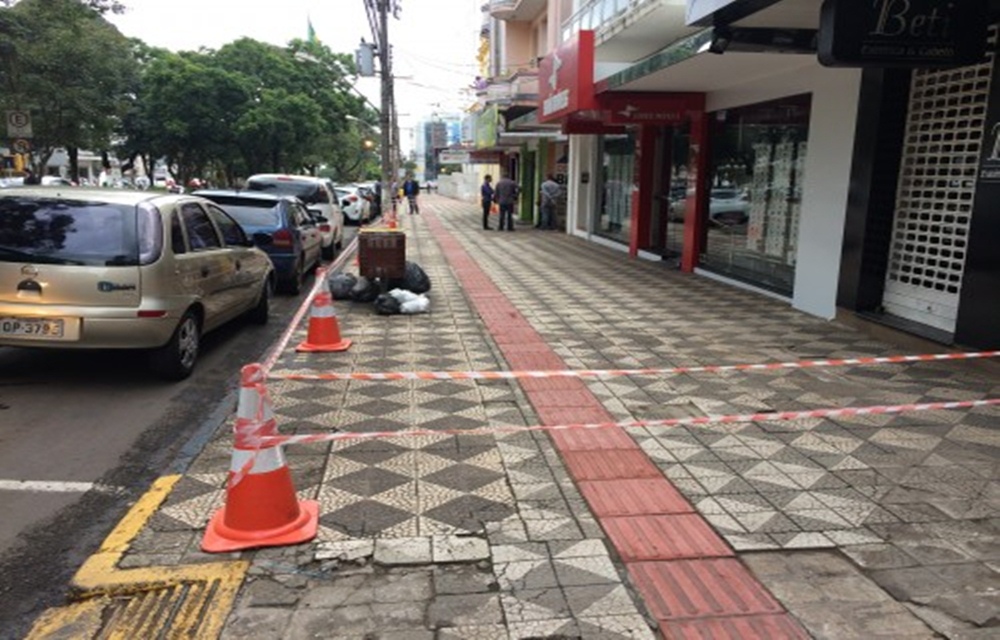 Ir para  <p>A Defesa Civil liberou para uso e ocupa&ccedil;&atilde;o o pr&eacute;dio localizado na Avenida Mauricio Cardoso que havia sido interditado devido ao aquecimento do solo no local.</p>

<p>O pr&eacute;dio foi...