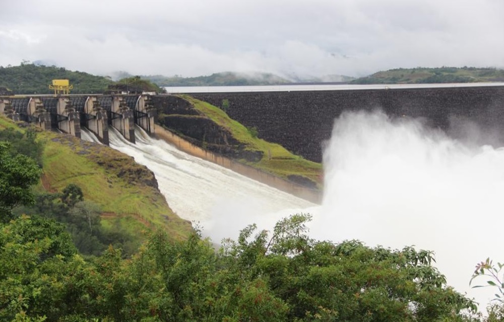 Ir para  <p>Com grandes volumes de chuvas em todas as cidades da regi&atilde;o, a Usina Hidrel&eacute;trica de It&aacute; precisou abrir as comportas para manter o n&iacute;vel do reservat&oacute;rio, gerando belas...