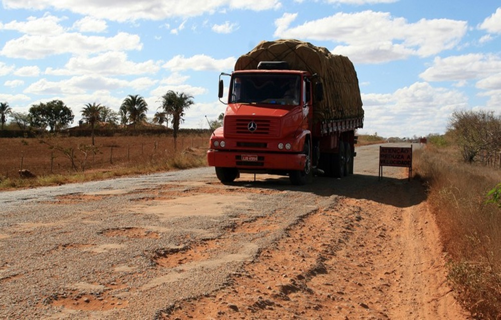 Ir para  <p>esquisa da Confedera&ccedil;&atilde;o Nacional dos Transportes (CNT) divulgada nesta quinta-feira (10/8) mostra que o Brasil ainda tem um longo caminho a percorrer no que se refere a condi&ccedil;&otilde;es das rodovias...