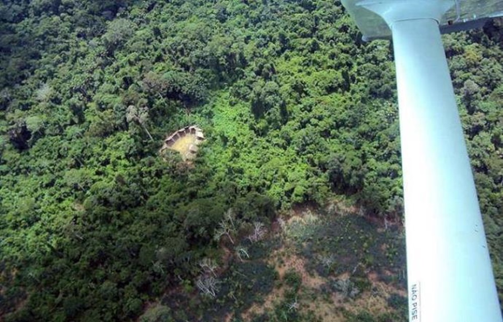 Ir para  <p>Ap&oacute;s a pol&ecirc;mica envolvendo a extin&ccedil;&atilde;o da Reserva Nacional do Cobre e Associados (Renca), o governo recuou e determinou a paralisa&ccedil;&atilde;o de todos os procedimentos relativos...