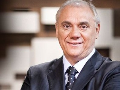 Ir para  <p><big>O jornalista Marcelo Rezende morreu neste s&aacute;bado (16), aos 65 anos, na zona sul de S&atilde;o Paulo. Um dos maiores nomes do jornalismo brasileiro, o apresentador da Record TV lutava contra um c&acirc;ncer...
