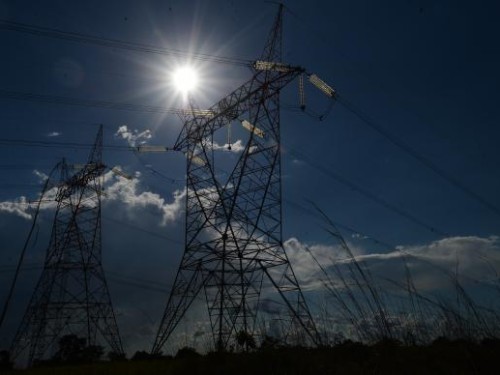 Ir para  <p><big>Se o cen&aacute;rio hidrol&oacute;gico permanecer desfavor&aacute;vel, com o registro de chuvas abaixo da m&eacute;dia hist&oacute;rica, a tarifa el&eacute;trica em novembro poder&aacute; permanecer...