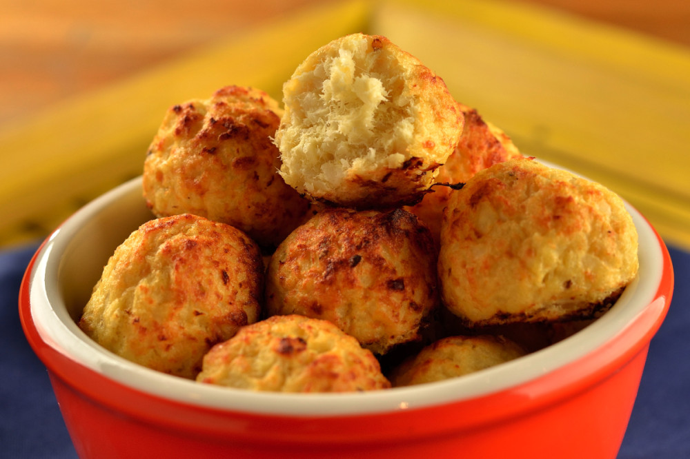 Ir para  <p>1 kg de <a href="https://mdemulher.abril.com.br/receitas/busca/?ingrediente=peito-de-frango">peito de frango</a> limpo e desossado;</p>

<p>1 <a...