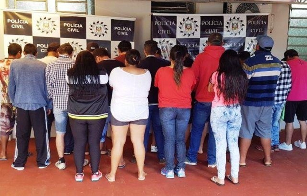 Ir para  <p>A Pol&iacute;cia Civil deflagrou uma opera&ccedil;&atilde;o para combater o tr&aacute;fico de drogas na regi&atilde;o Noroeste do Estado. Batizada de Contra Veneno, a a&ccedil;&atilde;o prendeu 22 pessoas que...