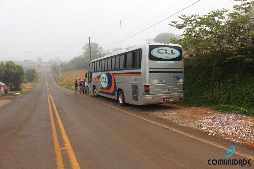 Ir para  <p><big>Na manh&atilde; desta sexta-feira (08/12), por volta das 08:10, um &ocirc;nibus lotado, com placas de Pont&atilde;o-RS, que seguia de Passo Fundo a Marcelino Ramos, apresentou perda dos freios mec&acirc;nicos a...