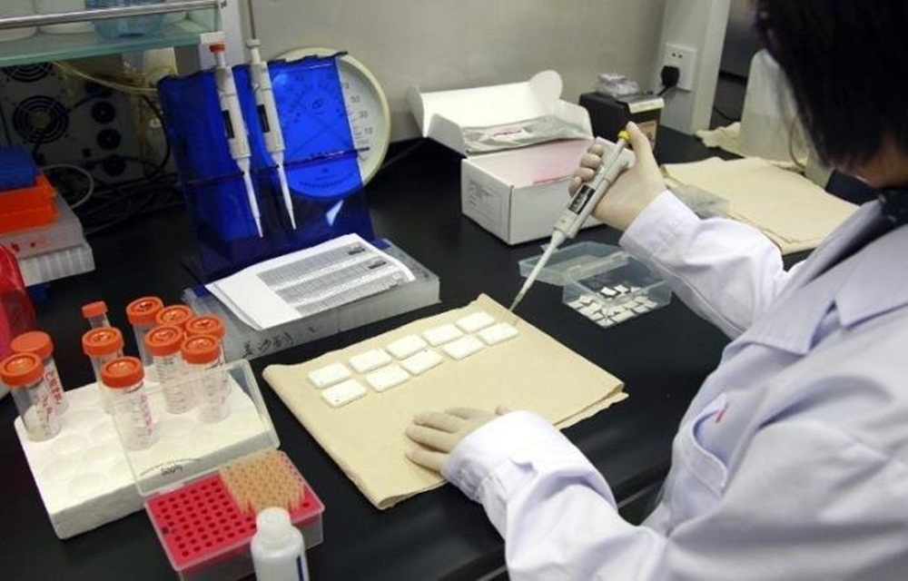 Ir para  <p>Crian&ccedil;as que vivem com o v&iacute;rus HIV da aids, no Brasil, ser&atilde;o beneficiadas com a chegada de um medicamento fabricado com tecnologia inovadora. O rem&eacute;dio, conhecido como Efavirenz, j&aacute;...