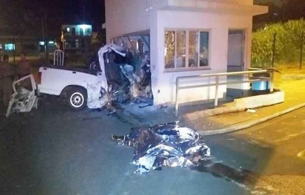Ir para  <p>Uma persegui&ccedil;&atilde;o policial acabou com tr&ecirc;s &oacute;bitos e dois feridos na madrugada deste domingo (7) em Dion&iacute;sio Cerqueira. A ocorr&ecirc;ncia iniciou ap&oacute;s o furto de um...