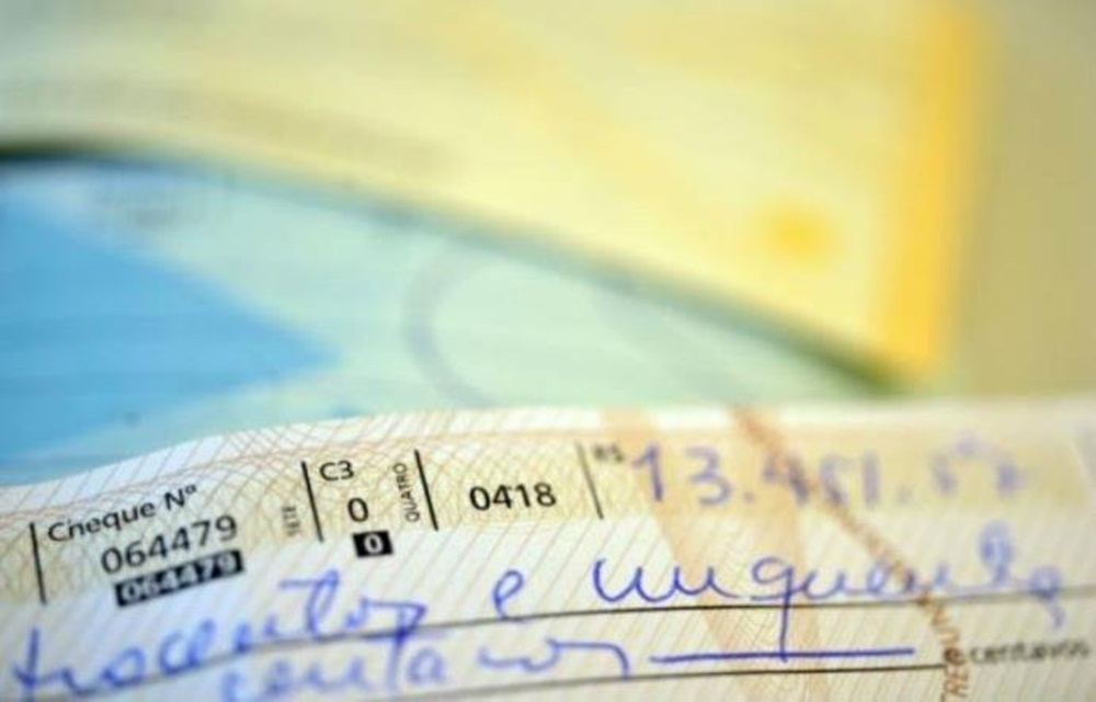 Ir para  <p>A Federa&ccedil;&atilde;o Brasileira de Bancos (Febraban) avalia medidas para reduzir os juros do cheque especial. Em nota publicada nesta quarta-feira, a entidade informou que estuda a&ccedil;&otilde;es para melhorar o...