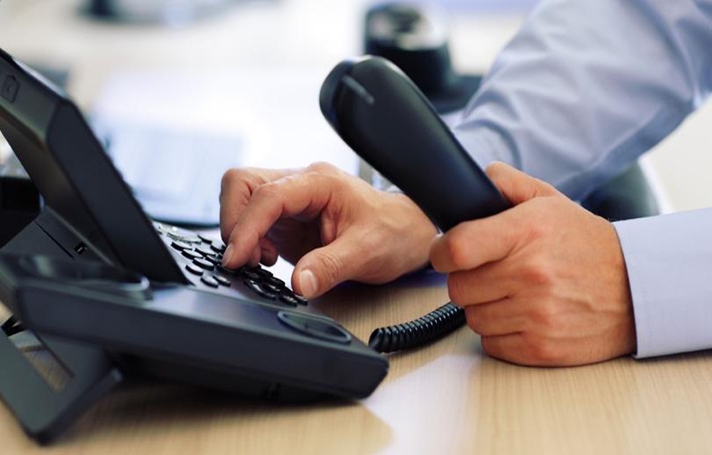 Ir para  <p>A partir do dia 25 de fevereiro, as liga&ccedil;&otilde;es locais e interurbanas de telefones fixos para m&oacute;veis ficar&atilde;o mais baratas. Segundo a Ag&ecirc;ncia Nacional de...