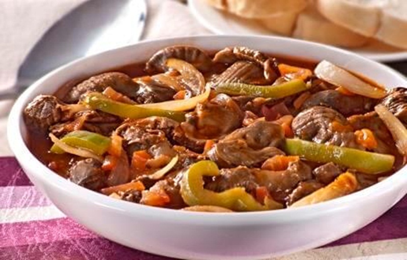 Ir para  <ul>
	<li>1&nbsp;kg de&nbsp;<a href="http://cozinharsemstress.pt/cozinhar/ingrediente/moelas/">moelas</a>;</li>
	<li>1&nbsp;<a...