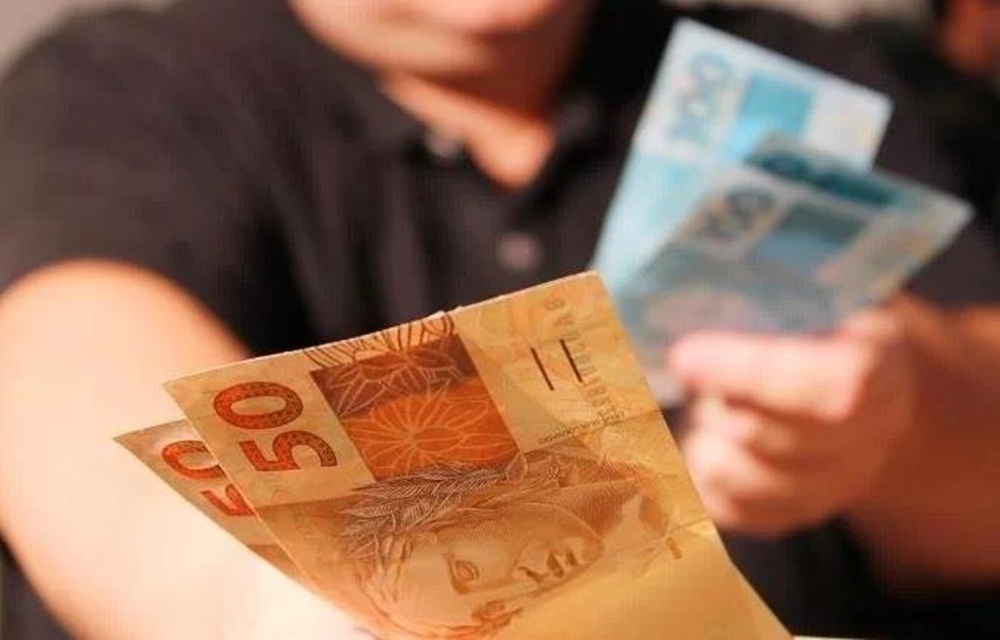 Ir para  <p>O m&ecirc;s de fevereiro registrou eleva&ccedil;&atilde;o no n&iacute;vel de Endividamento e Inadimpl&ecirc;ncia do Consumidor (PEIC) no Rio Grande do Sul, conforme pesquisa da Fecom&eacute;rcio-RS. Os dados...