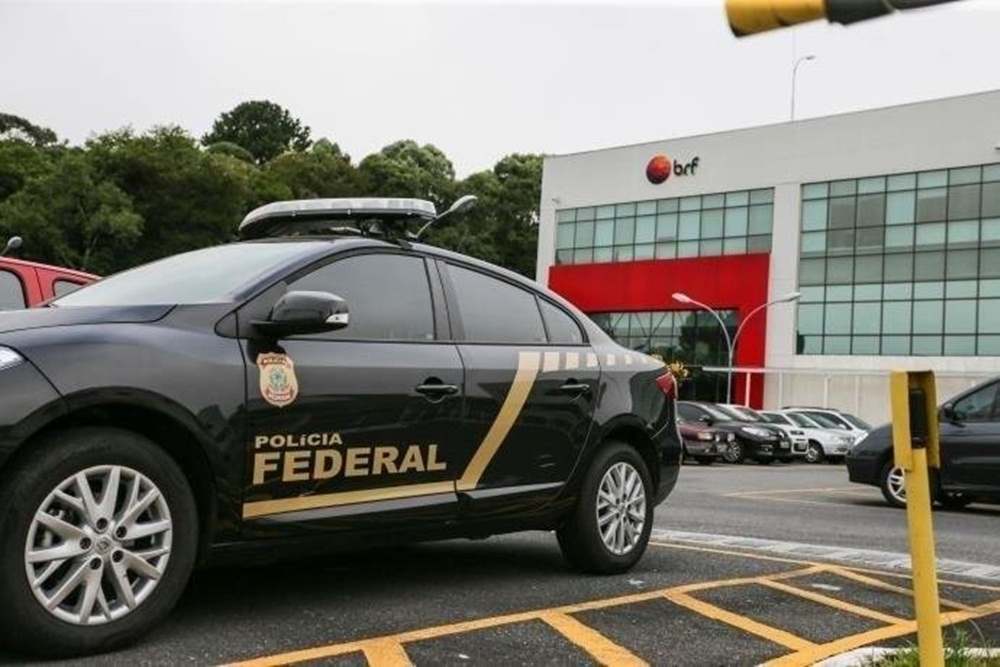 Ir para  <p><big>A <a href="https://www.correiodopovo.com.br/Noticias/Policia/2018/03/643978/PF-deflagra-nova-fase-da-Carne-Fraca-e-cumpre-mandados-no-RS-" target="_blank"><strong>BRF</strong></a>...