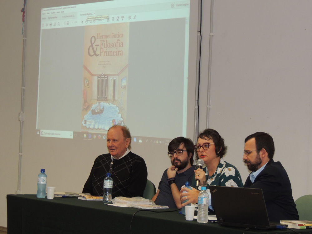 Ir para  <p><big>Dezenas de pessoas lotaram o Audit&oacute;rio do Bloco dos Professores da UFFS &ndash; Campus Erechim na noite da ter&ccedil;a-feira (20). O motivo foi a realiza&ccedil;&atilde;o da aula inaugural do...