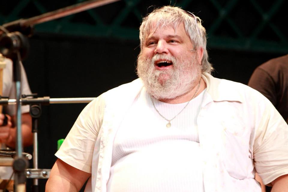 Ir para  <p><big>O produtor musical e ex-jurado dos programas&nbsp;<em>&Iacute;dolos&nbsp;</em>e&nbsp;<em>Astros</em>, ambos do SBT, Carlos Eduardo Miranda, de 56 anos, morreu nesta quinta-feira (22), em...