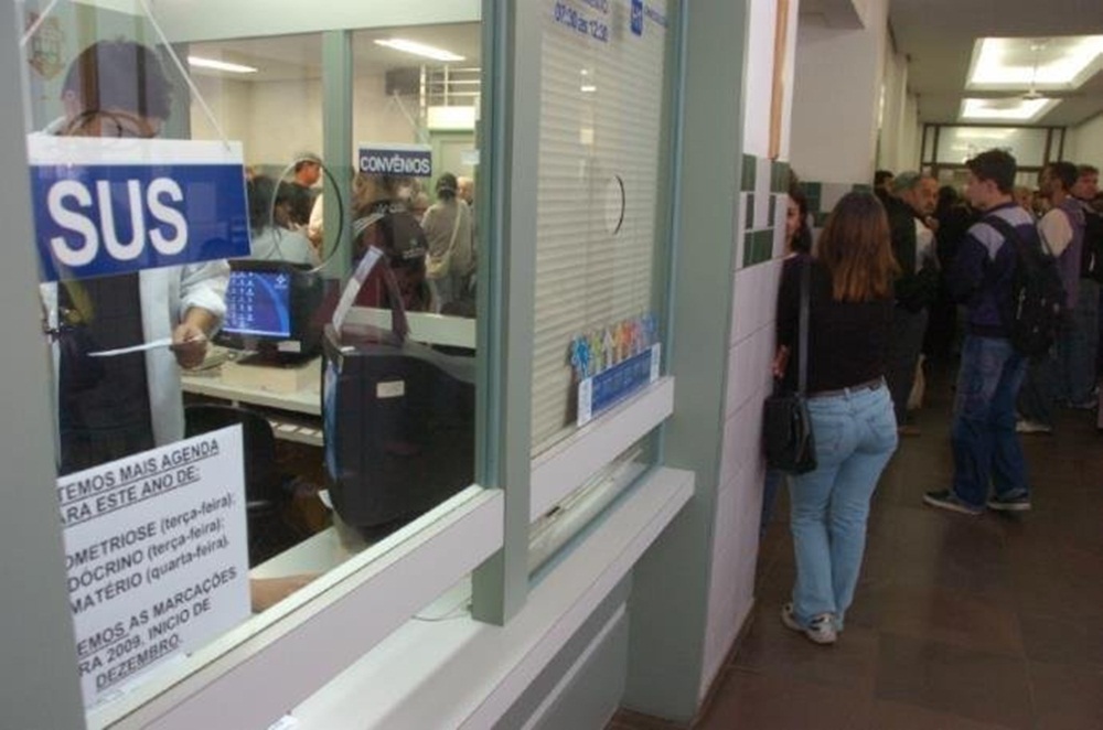 Ir para  <p><big>Um novo medicamento para tratar tuberculose deve chegar &agrave; rede p&uacute;blica de sa&uacute;de brasileira em maio. Trata-se de nova apresenta&ccedil;&atilde;o do medicamento Isoniazida, de 300 mg, que...