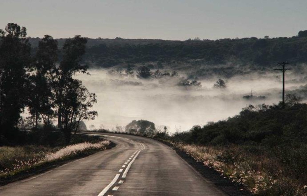 Ir para  <p>Com o ingresso de uma massa de ar frio de origem polar, o Rio Grande do Sul registrou temperaturas negativas em quatro regi&otilde;es na madrugada desta quarta-feira. De acordo com a MetSul Meteorologia, em Soledade, na...