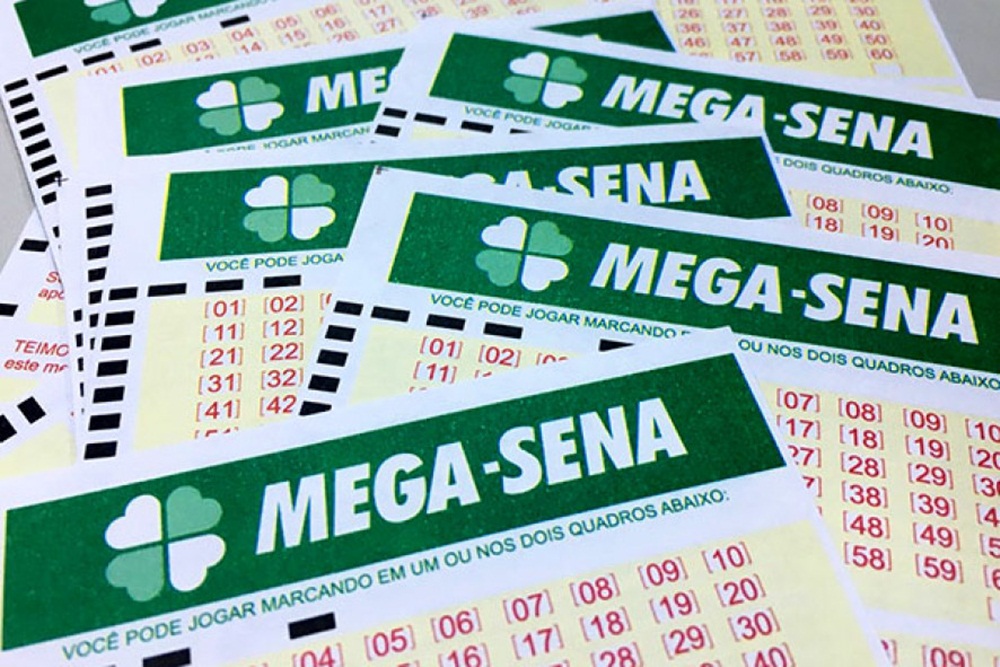 Ir para  <p>O Concurso 2.051&nbsp;da Mega-Sena, com pr&ecirc;mio previsto de R$ 35&nbsp;milh&otilde;es, foi sorteado na noite de ontem (20) em Campina Grande&nbsp;(PB). Ningu&eacute;m atingiu o n&uacute;mero...