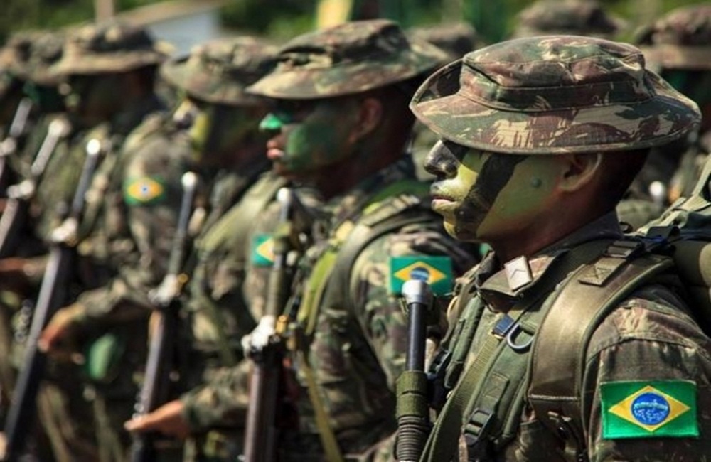 Ir para  <p>Jovens brasileiros&nbsp;&ndash;&nbsp;inclusive homens transexuais&nbsp;&ndash;&nbsp;que completam 18 anos at&eacute; 31 de dezembro deste ano devem fazer o alistamento militar at&eacute; 30 de junho. A...