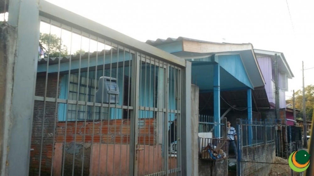 Ir para  <p>A casa de acolhimento de idosos Doce Lar, que &eacute; particular, foi fechada na tarde desta sexta-feira (22) durante uma a&ccedil;&atilde;o do Minist&eacute;rio P&uacute;blico e fiscais da Vigil&acirc;ncia...
