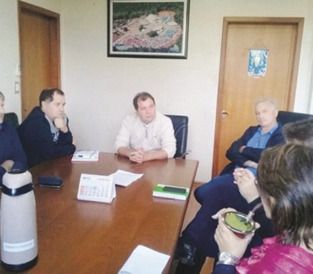 Ir para  <p><big>A prefeitura de Aratiba repassou R$ 166 mil para produtores de leite prejudicados pela greve dos caminhoneiros.&nbsp; Os agricultores beneficiados foram prejudicados com a greve dos caminhoneiros, e tiveram que descartar a...