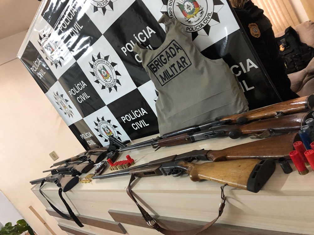 Ir para  <p><big>Na tarde da &uacute;ltima quarta-feira (22), a Pol&iacute;cia Civil e a Brigada Militar, realizaram uma grande opera&ccedil;&atilde;o policial nos munic&iacute;pios de Itatiba do Sul e Barra do Rio...