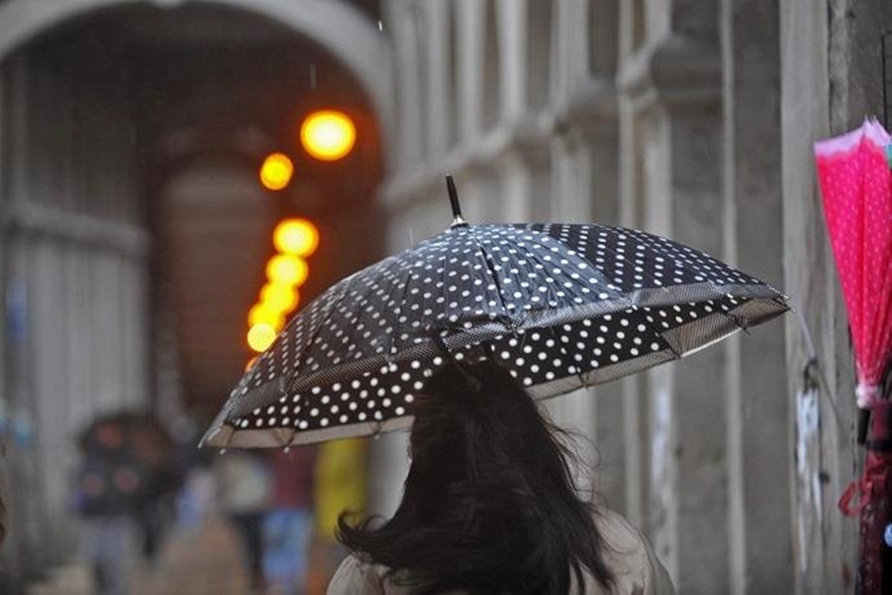Ir para  <p>Depois de um final de semana de muita chuva, a segunda-feira ser&aacute; mais um dia de nuvens e instabilidade no Rio Grande do Sul. Ao longo do dia, pode chover e garoar na maioria das regi&otilde;es do Estado. Os acumulados de...