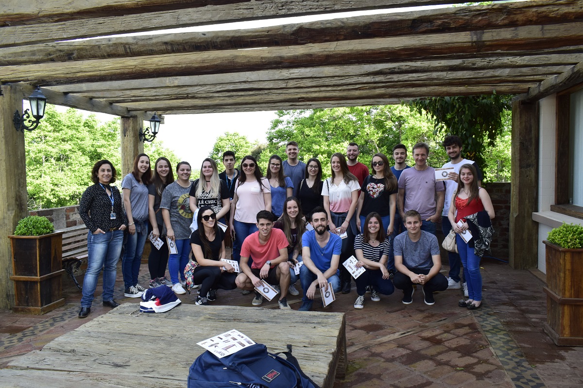 Ir para  <p><big>&nbsp; &nbsp; &nbsp; &nbsp; &nbsp; No dia 01 de outubro, os acad&ecirc;micos do Curso de Arquitetura e Urbanismo da URI Campus de Erechim realizaram uma Visita T&eacute;cnica &agrave; Cencerros...