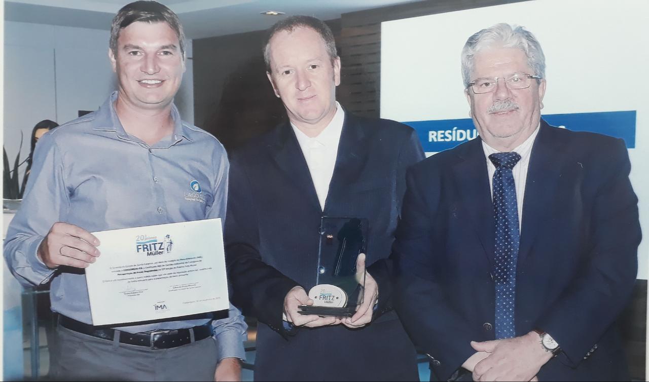 Ir para  <p><big>Aconteceu no &uacute;ltimo dia 06 de novembro, em Florian&oacute;polis (SC), a entrega do Trof&eacute;u Fritz M&uuml;ller. O Cons&oacute;rcio It&aacute; foi o vencedor na categoria...