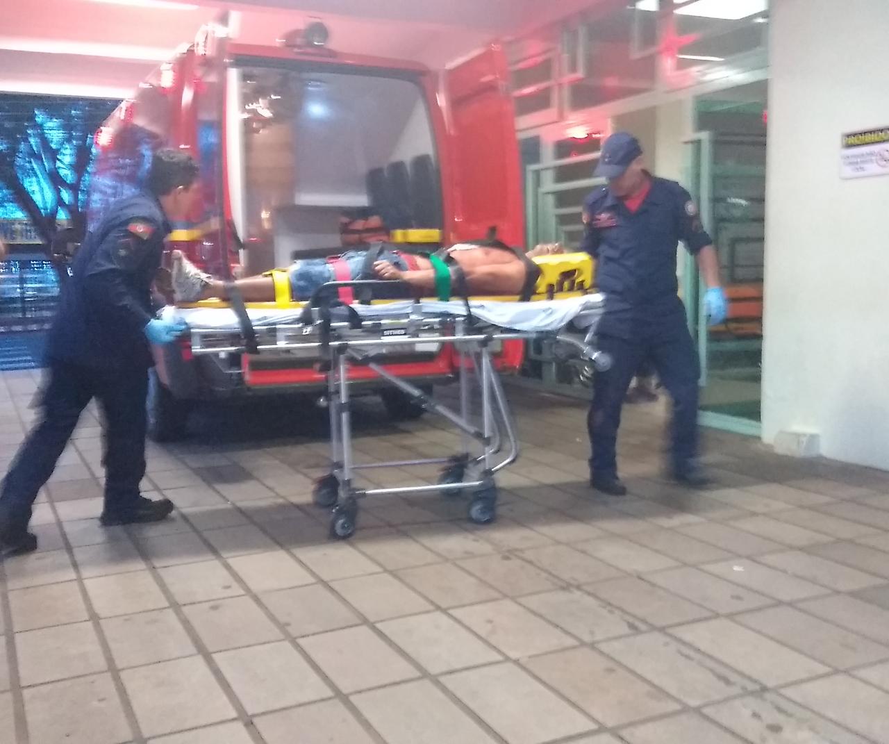 Ir para  <p><big>No in&iacute;cio da noite desta ter&ccedil;a-feira (28), um homem foi atingido por uma arma branca em um mato pr&oacute;ximo da Associa&ccedil;&atilde;o de Recicladores Cidad&atilde;os Amigos da...