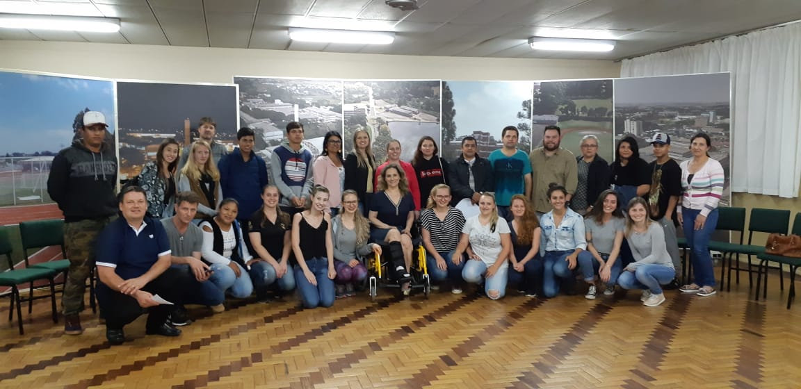 Ir para  <p><big>O Curso de Ci&ecirc;ncias Biol&oacute;gicas Licenciatura da URI &nbsp;Erechim desenvolveu, em parceria com o Centro de Educa&ccedil;&atilde;o de Jovens de Adultos (CEJA) Erechim, quatro oficinas...