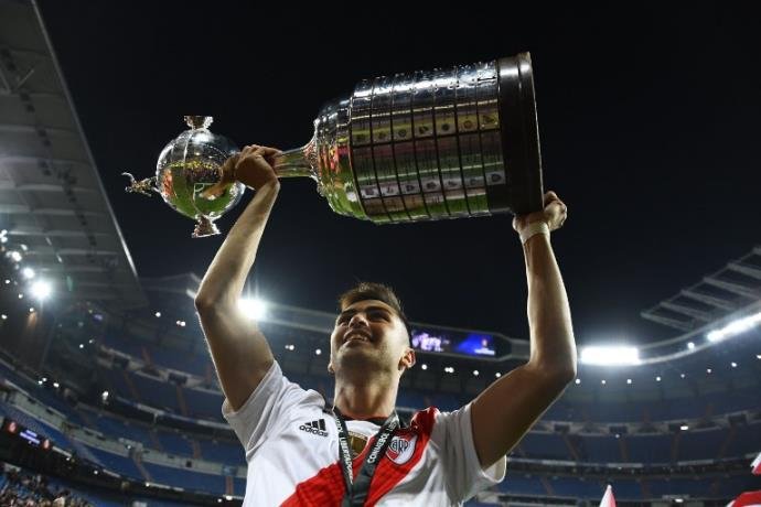 Ir para  <p>Acontece nesta segunda-feira, em Luque, no Paraguai, o sorteio da Copa Libertadores de 2019. O Brasil conta com oito times, entre eles Gr&ecirc;mio e Inter, que entram direto na fase de grupos, ao lado de Palmeiras, Flamengo,...