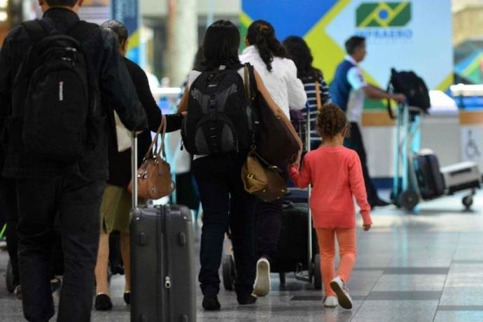 Ir para  <p>A infla&ccedil;&atilde;o oficial, medida pelo &Iacute;ndice Nacional de Pre&ccedil;os ao Consumidor Amplo (IPCA), fechou 2018 em 3,75%. Em 2017, ela havia ficado em 2,95%. Os dados foram divulgados nesta sexta-feira pelo...